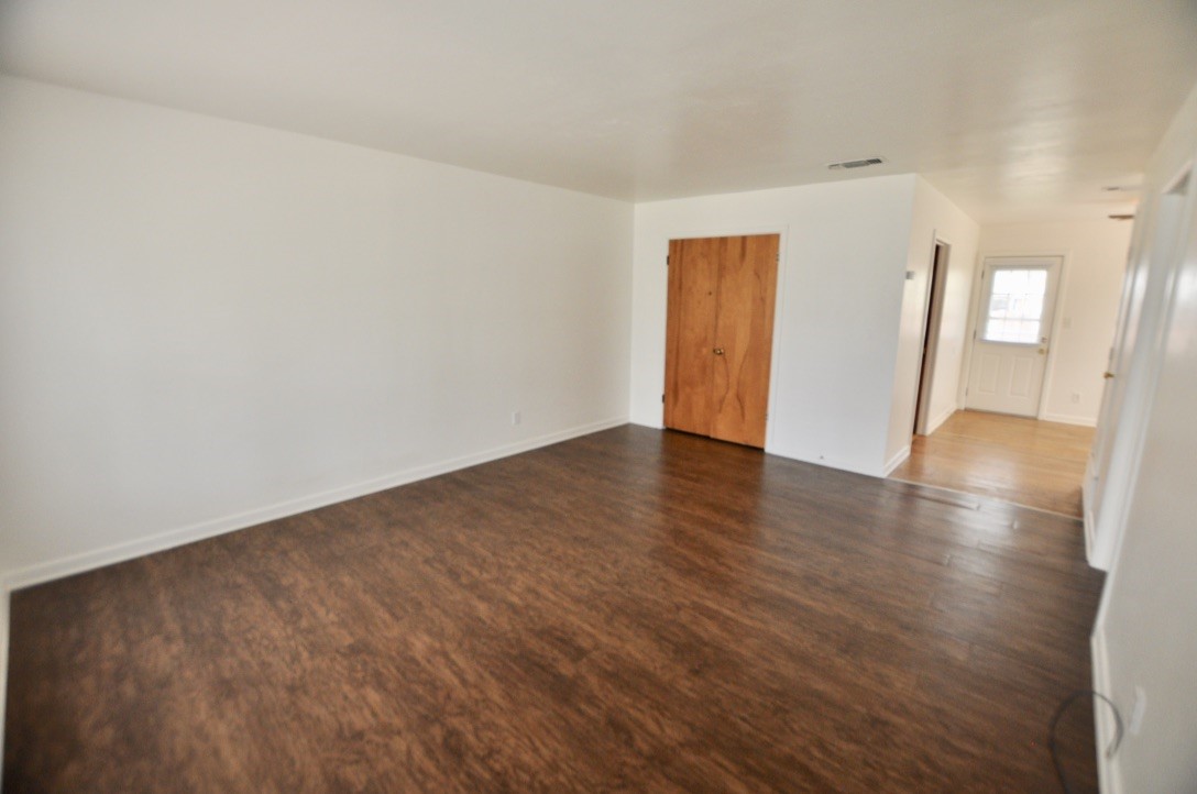 712 W Bridge Street Weatherford TX 76086