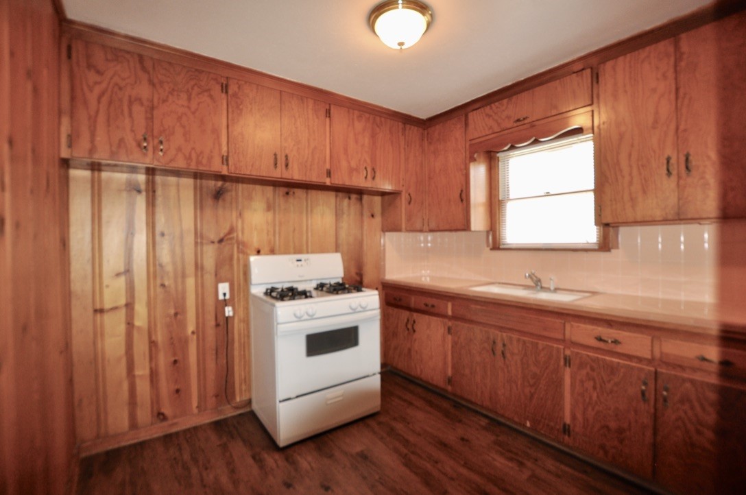 712 W Bridge Street Weatherford TX 76086