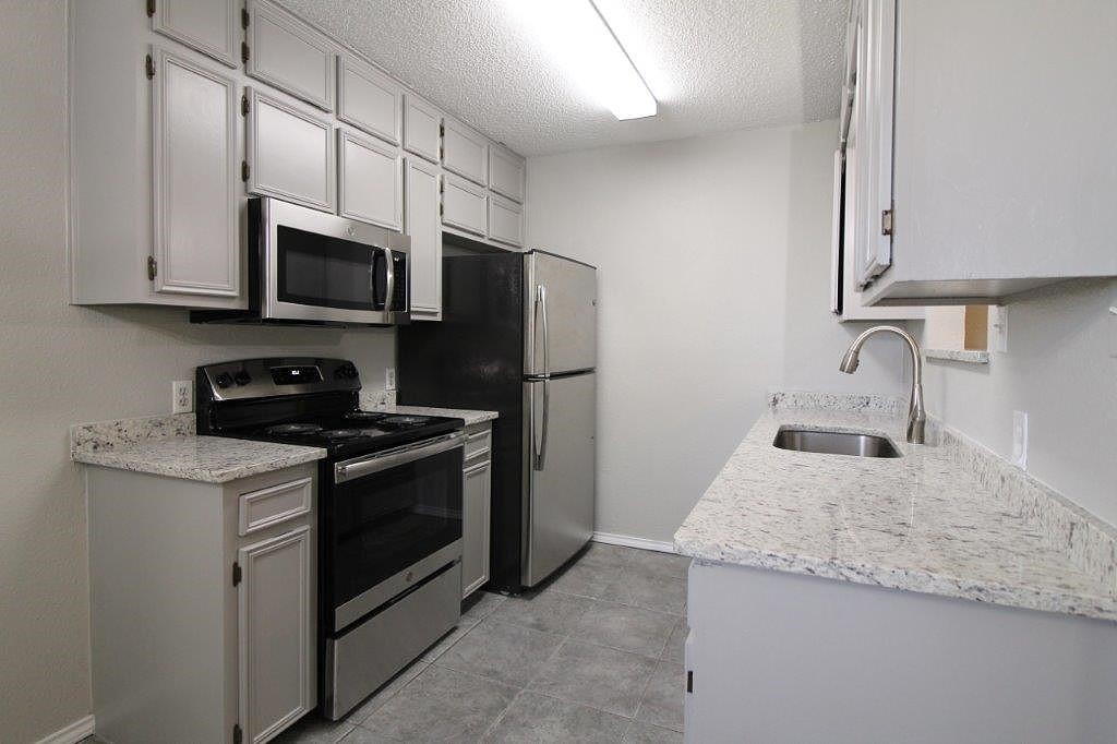 104 Woodie Way Fort Worth TX 76108