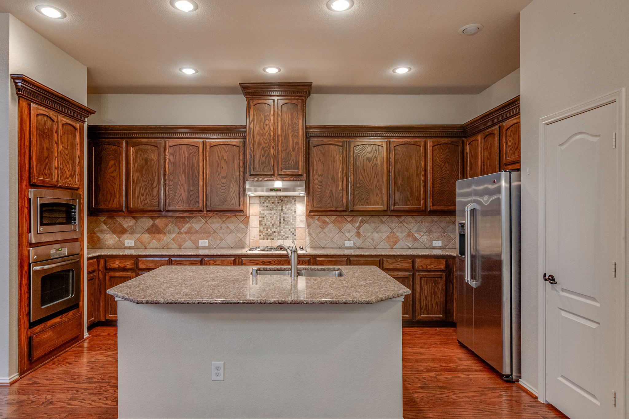 219 Knapford Station Euless TX 76040