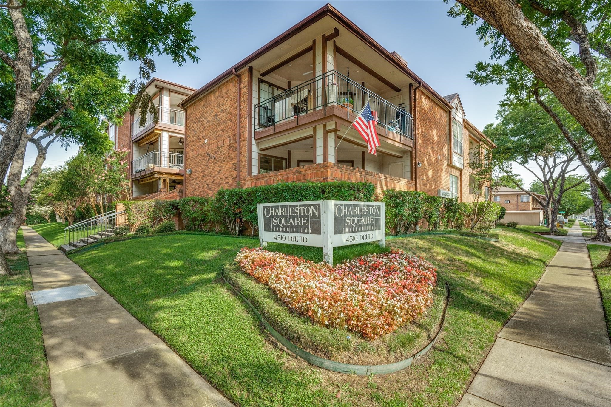 4510 Druid Lane Dallas TX 75205