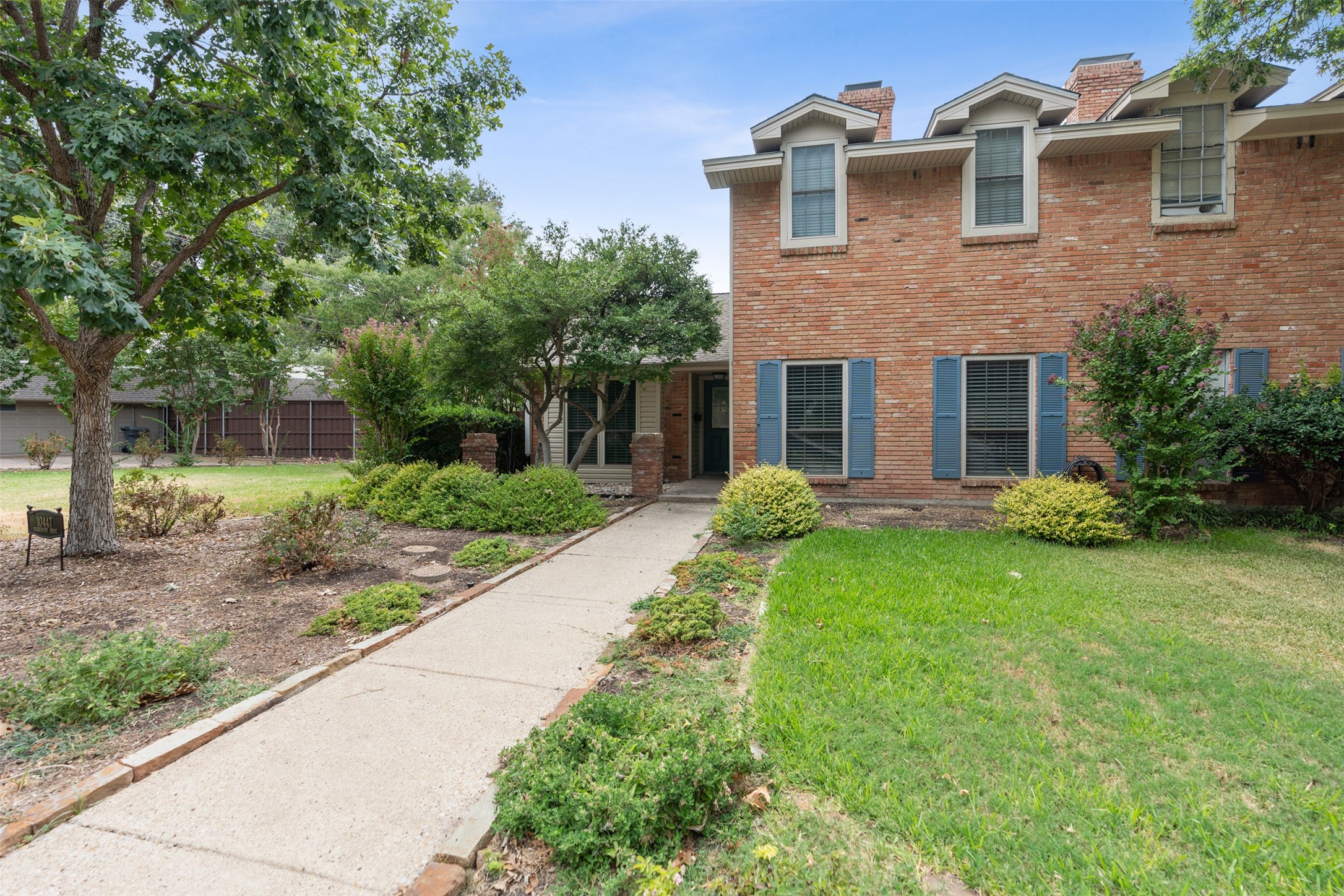 10447 Barrywood Drive Dallas TX 75230