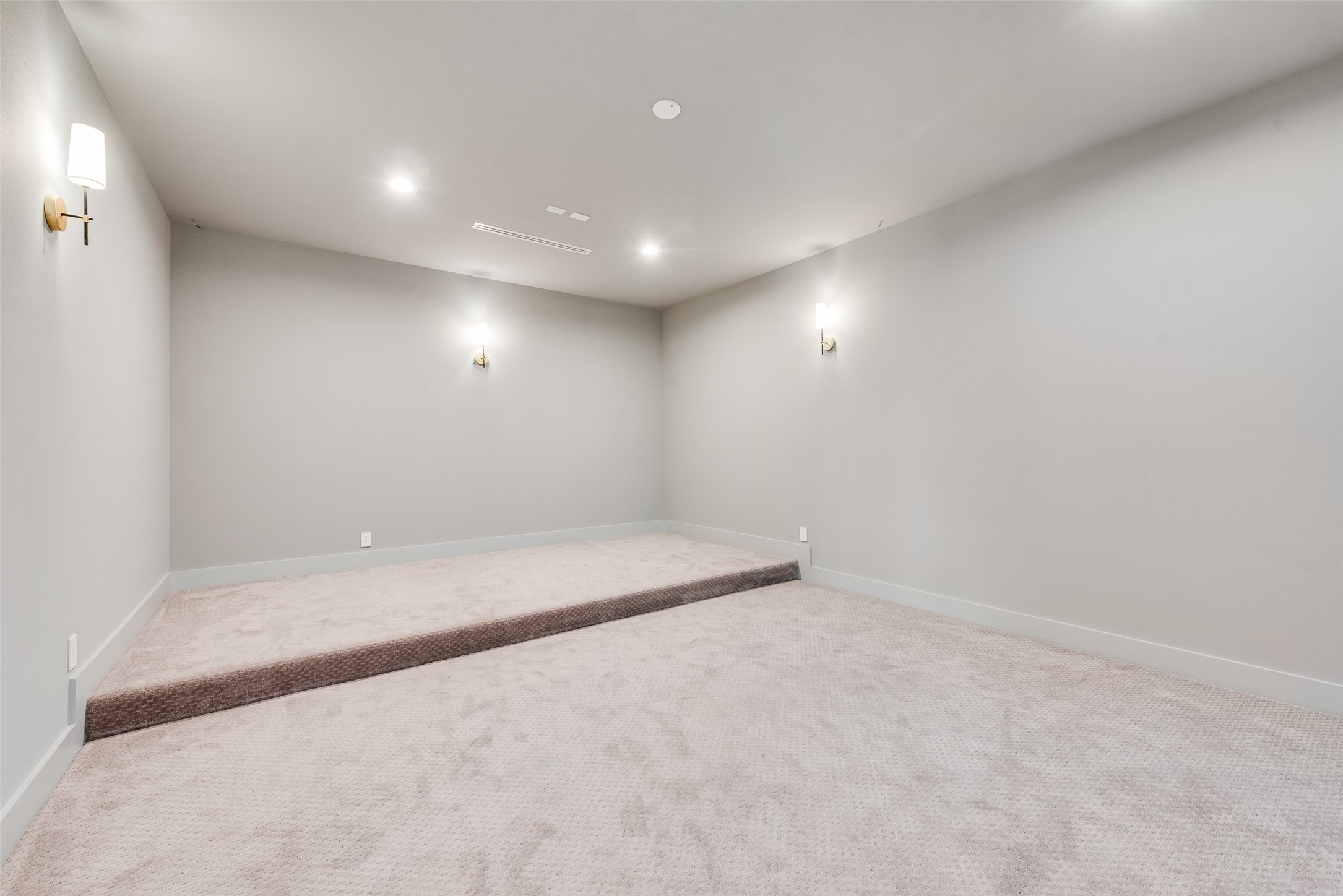 6411 Royal Lane Dallas TX 75230