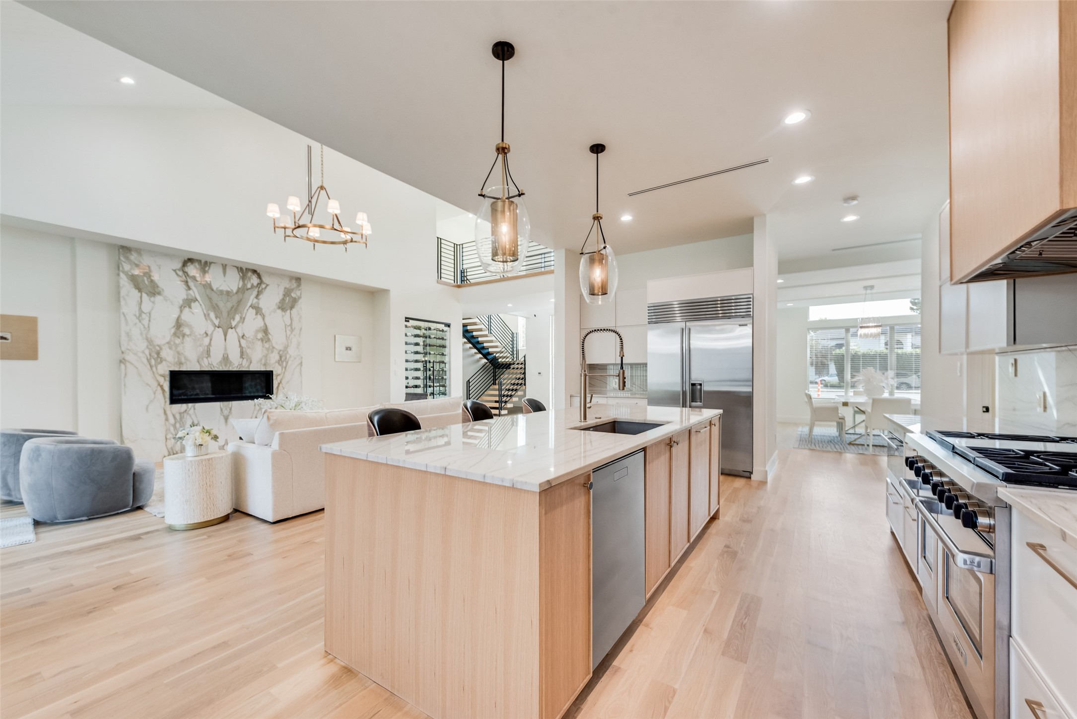 6411 Royal Lane Dallas TX 75230