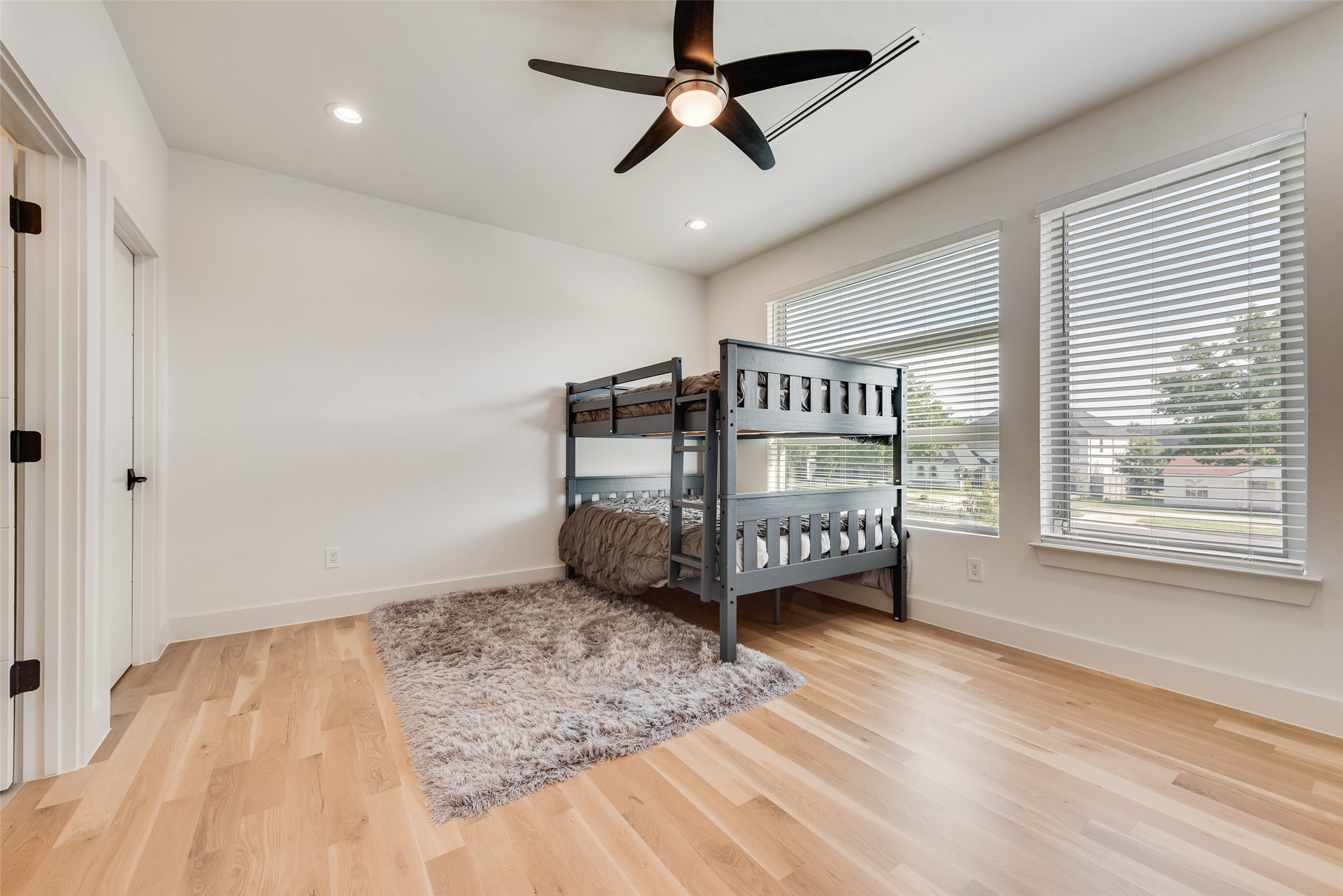 6411 Royal Lane Dallas TX 75230