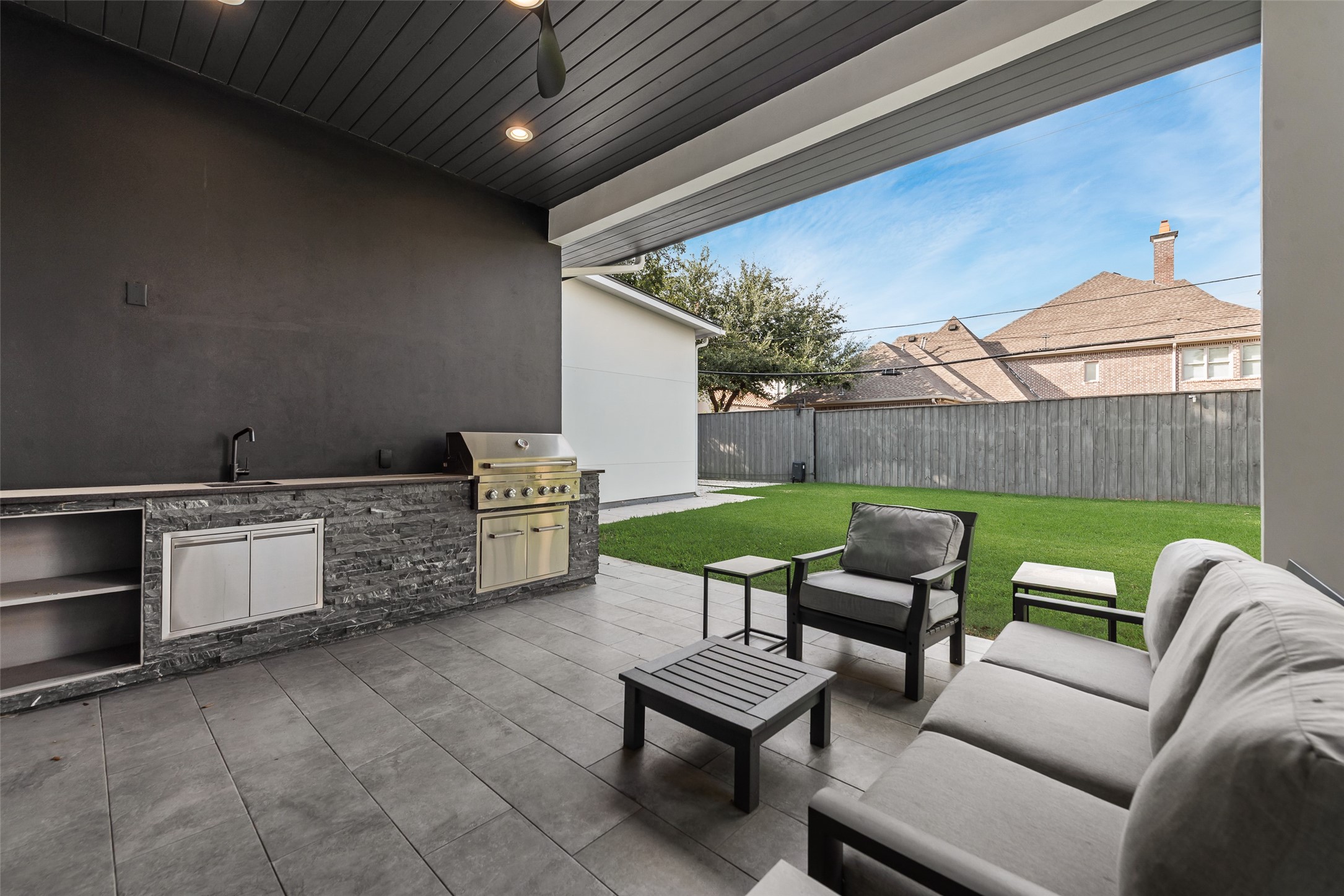 6411 Royal Lane Dallas TX 75230