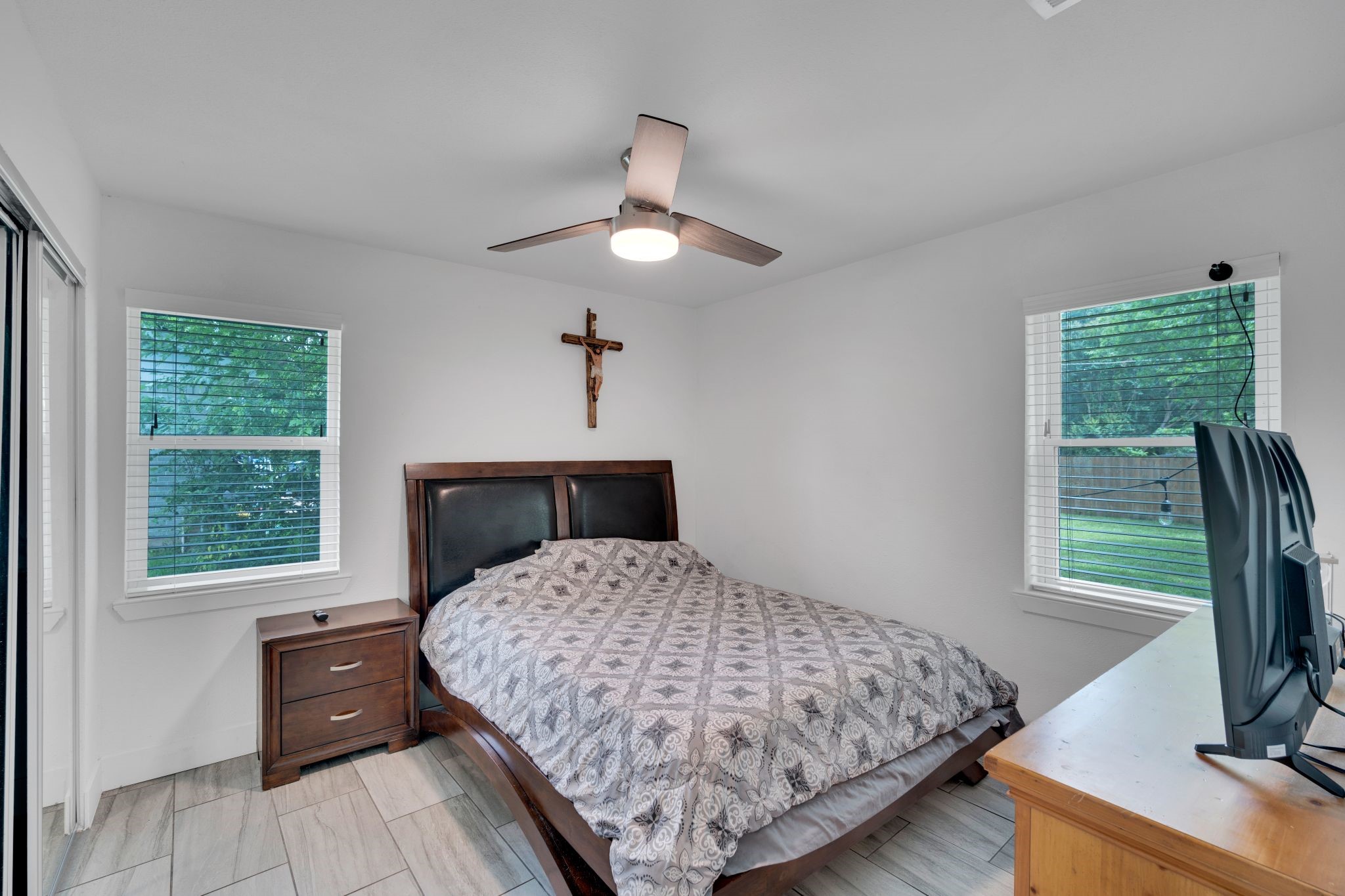 206 E Chico Drive Garland TX 75041