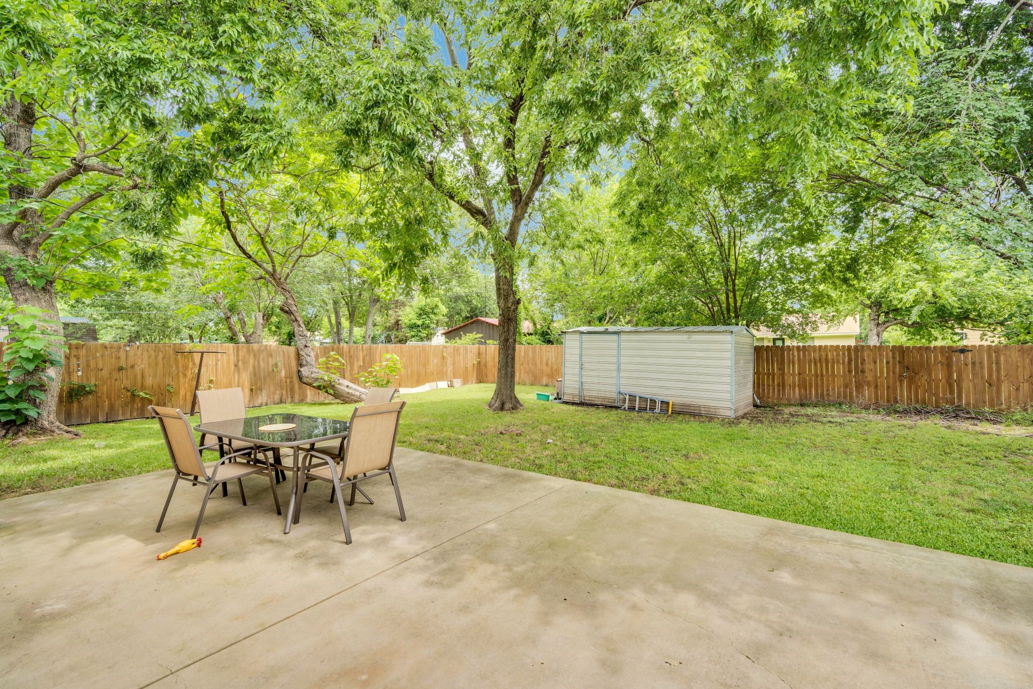 206 E Chico Drive Garland TX 75041