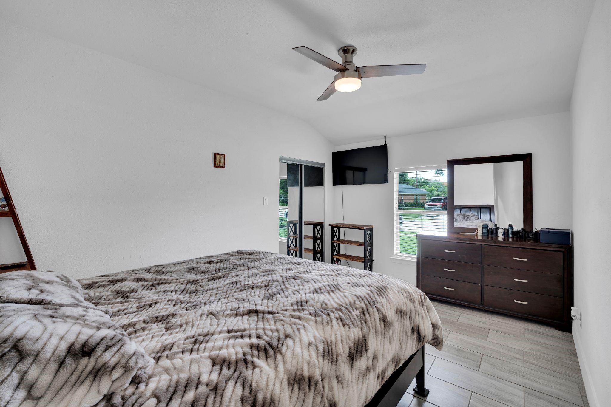 206 E Chico Drive Garland TX 75041