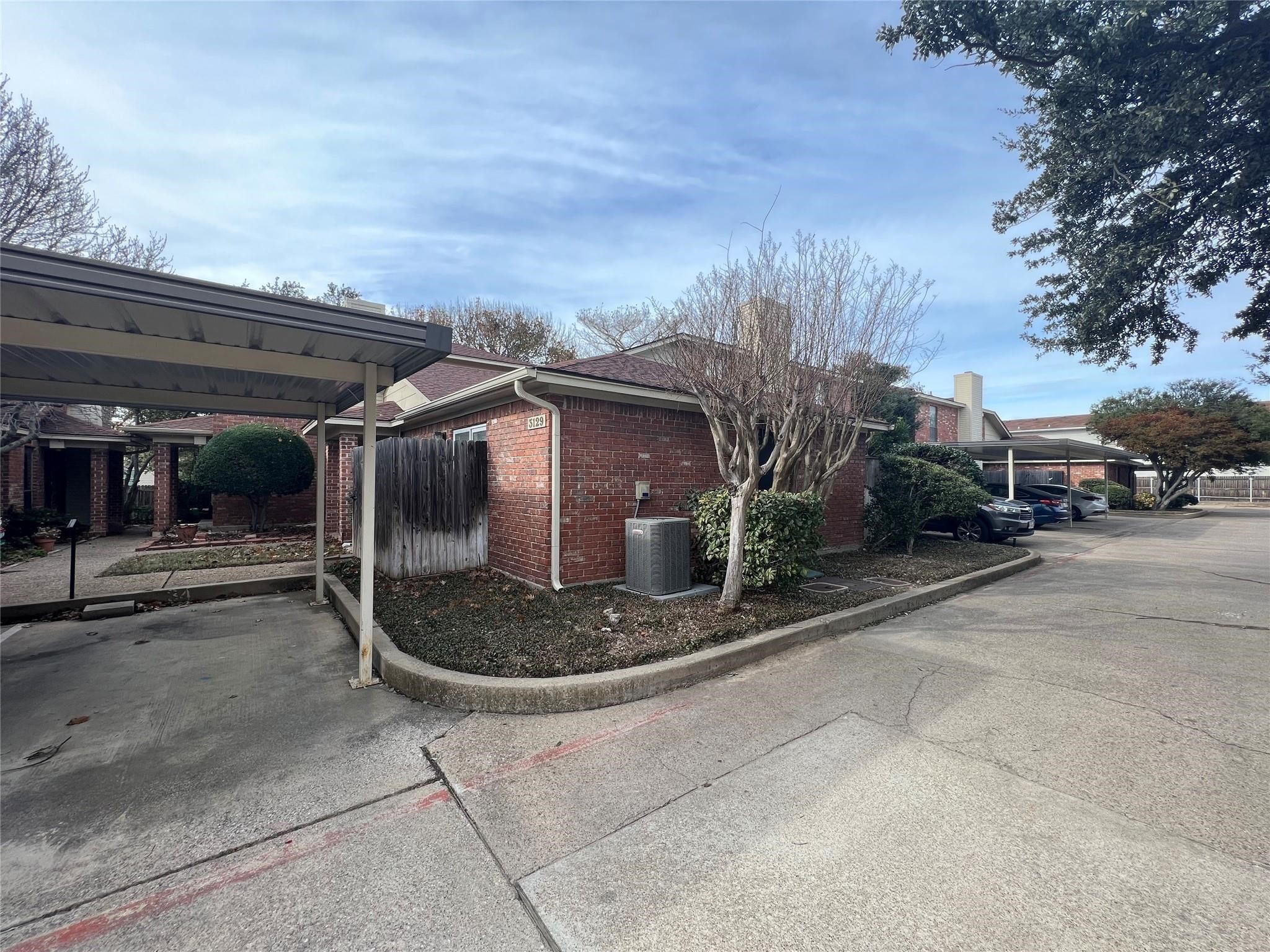 3129 Sappington Place Fort Worth TX 76116