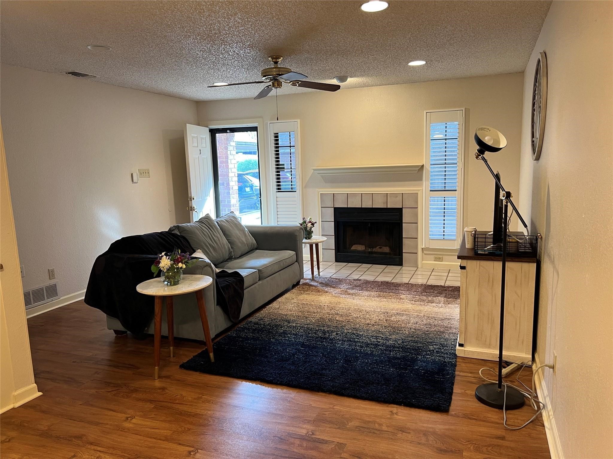 3129 Sappington Place Fort Worth TX 76116