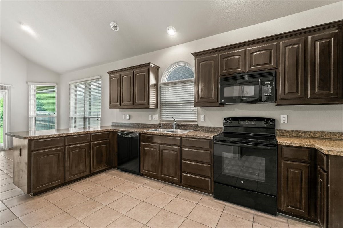 1325 Amazon Fort Worth TX 76247