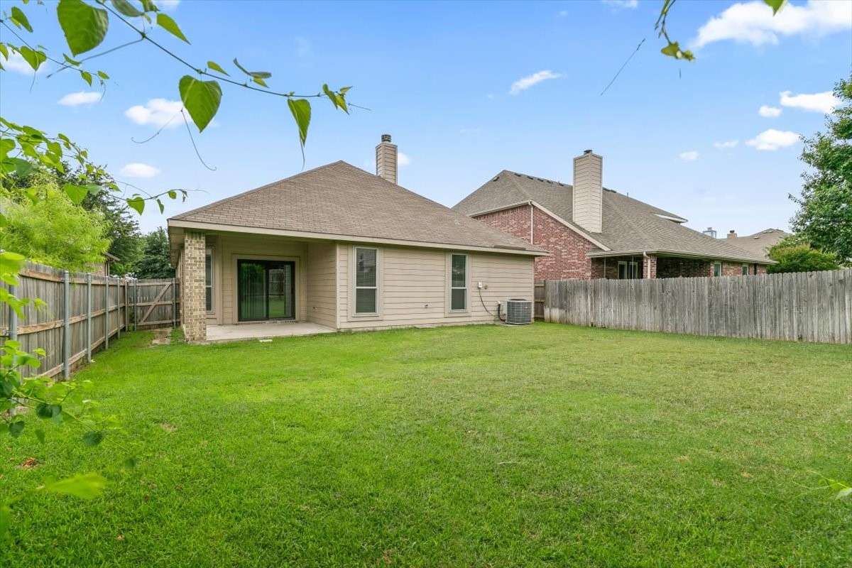 1325 Amazon Fort Worth TX 76247