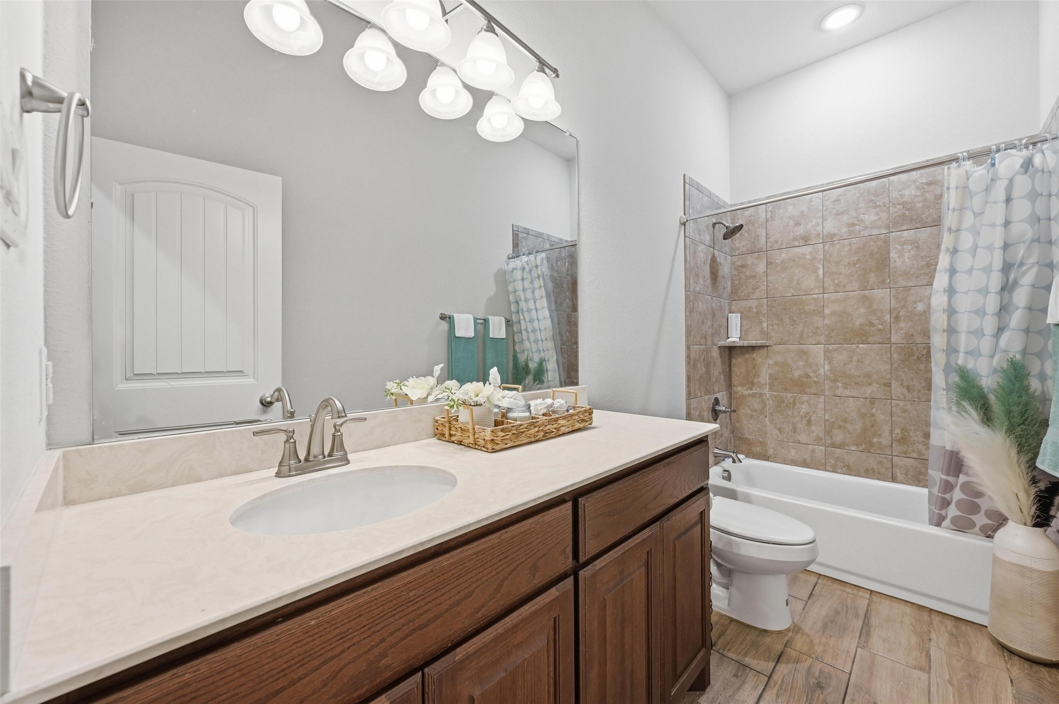 196 Lady Bird Drive Waxahachie TX 75165