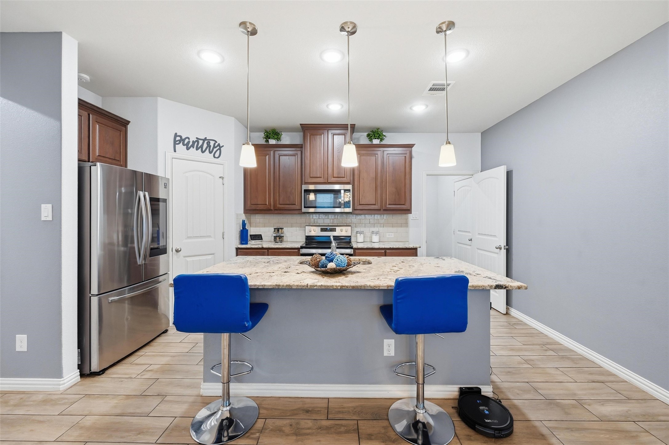 196 Lady Bird Drive Waxahachie TX 75165