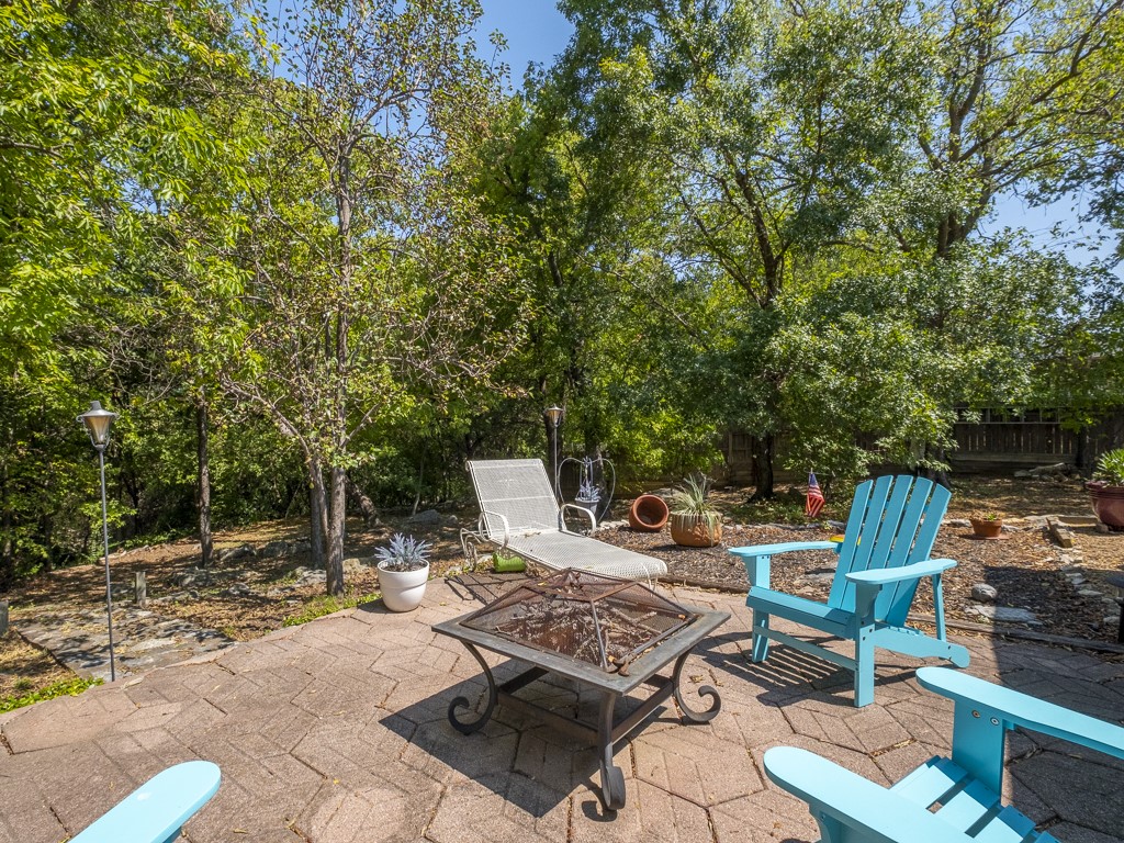 408 Heritage Trail Granbury TX 76048
