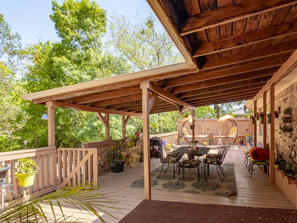 408 Heritage Trail Granbury TX 76048