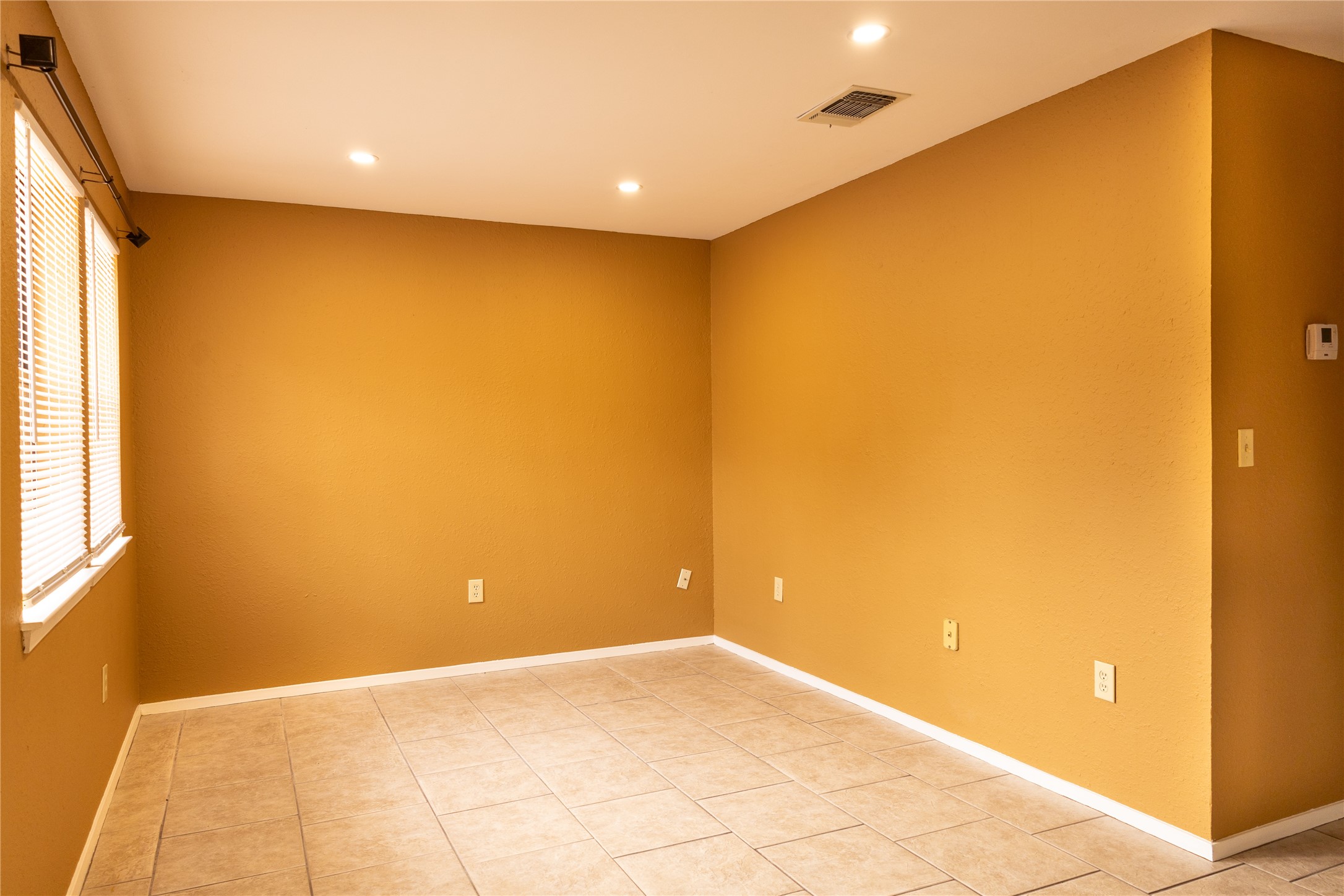 4938 Blue Water Circle Granbury TX 76049