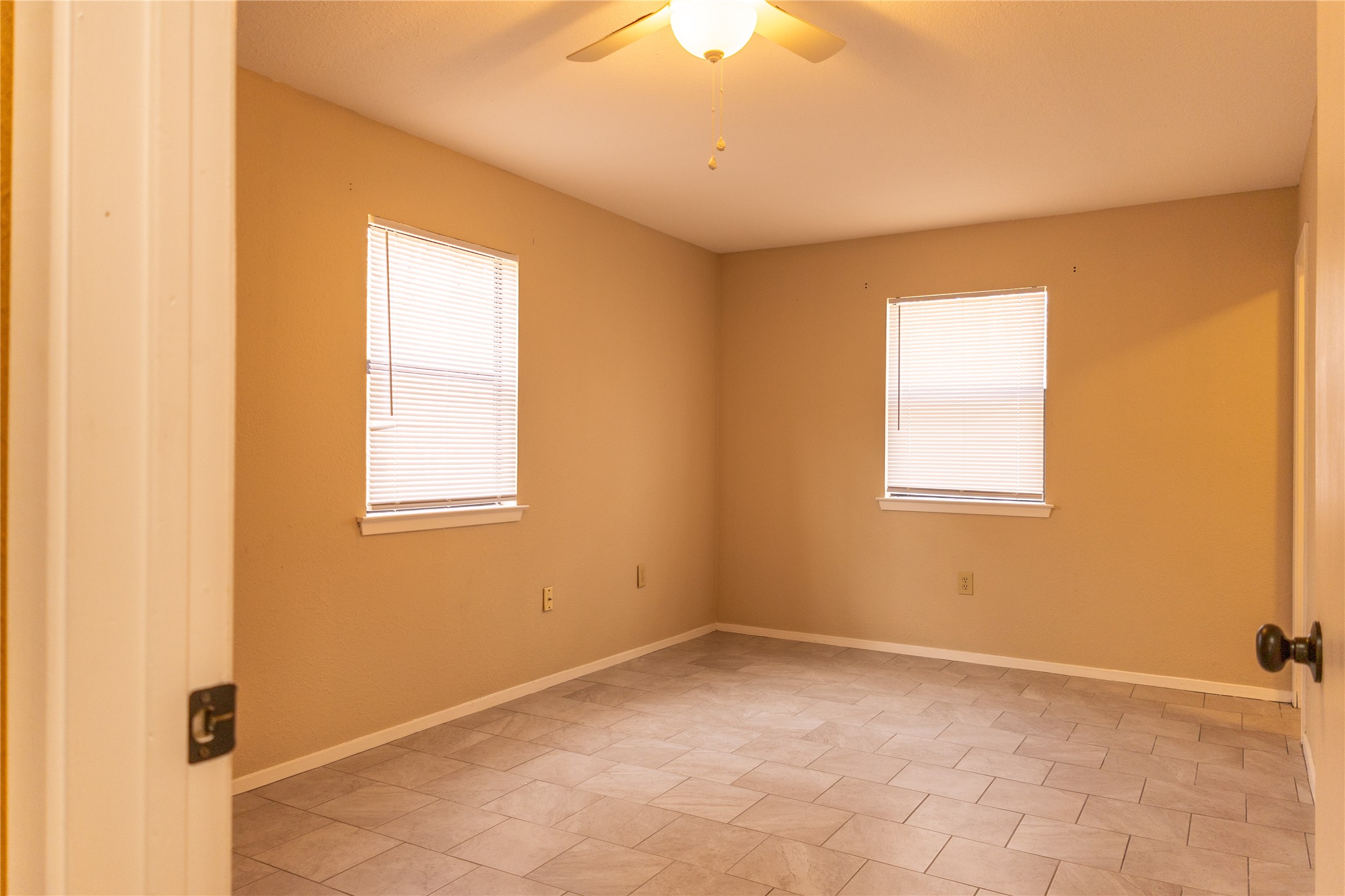 4938 Blue Water Circle Granbury TX 76049