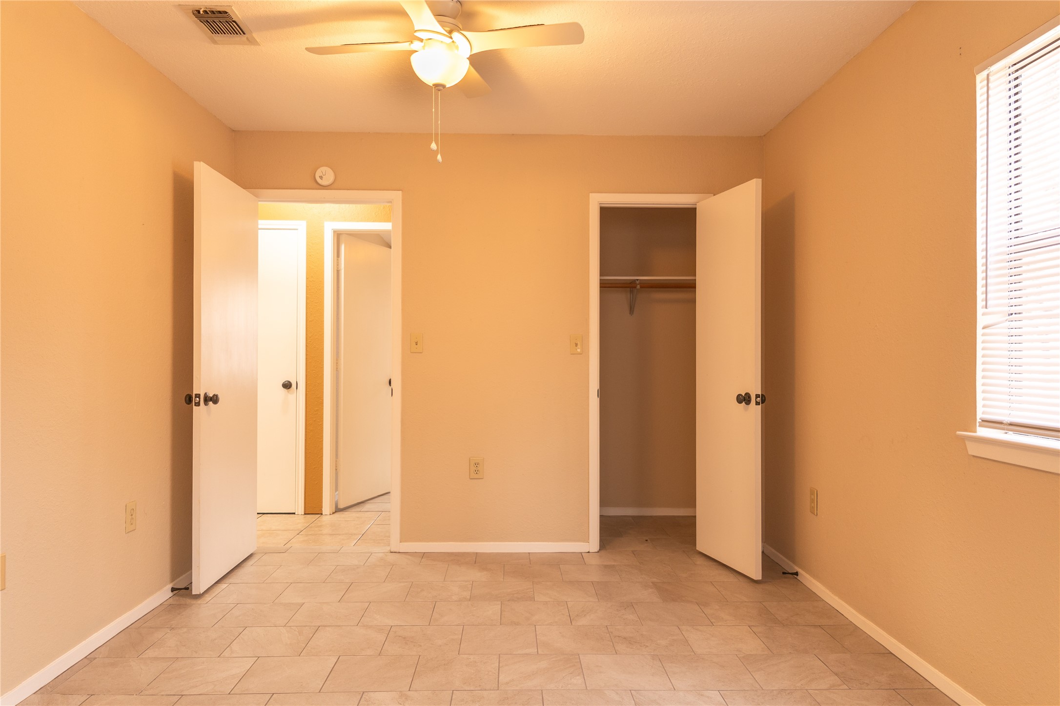4938 Blue Water Circle Granbury TX 76049