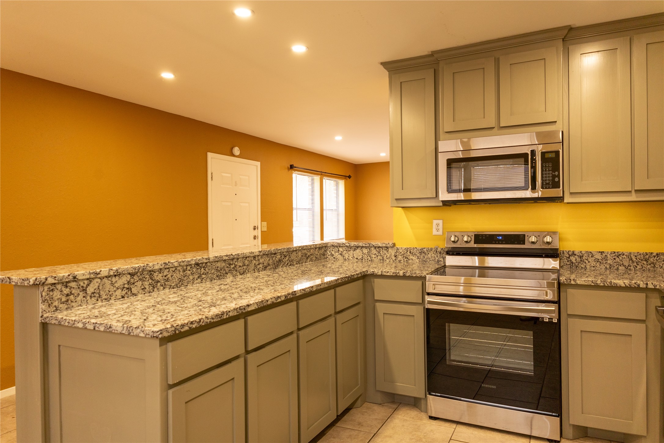 4938 Blue Water Circle Granbury TX 76049