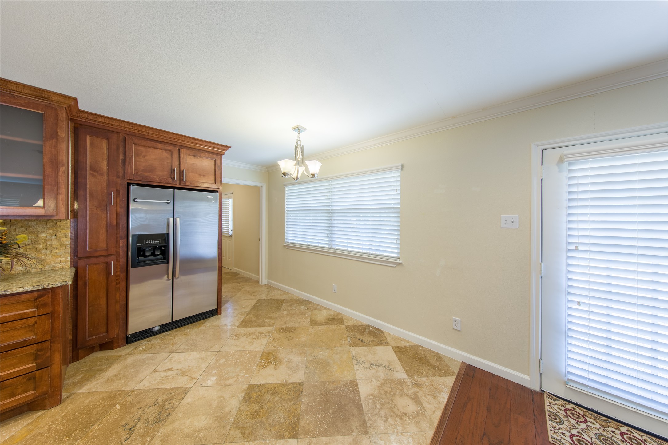4031 Echo Glen Drive Dallas TX 75244