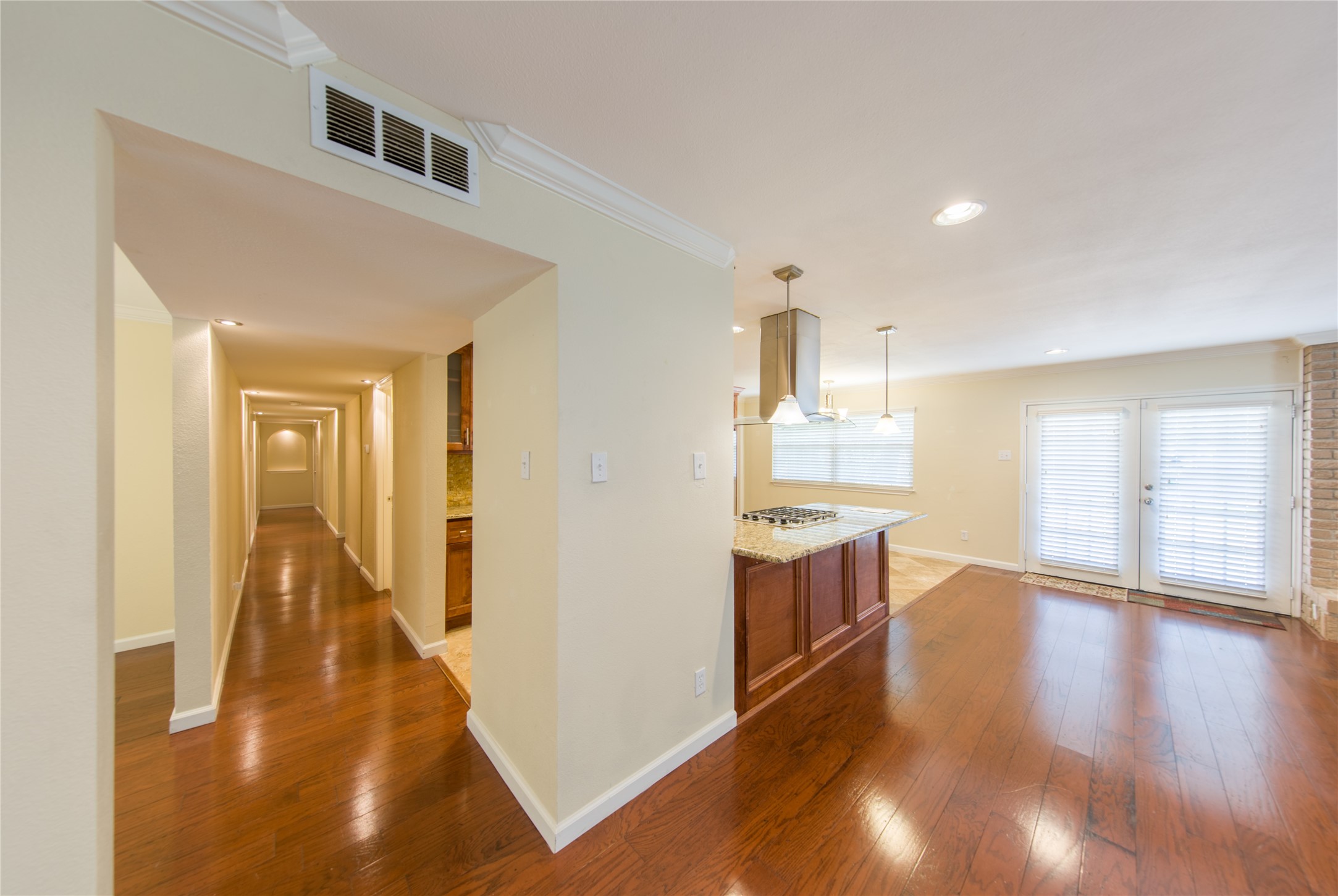 4031 Echo Glen Drive Dallas TX 75244