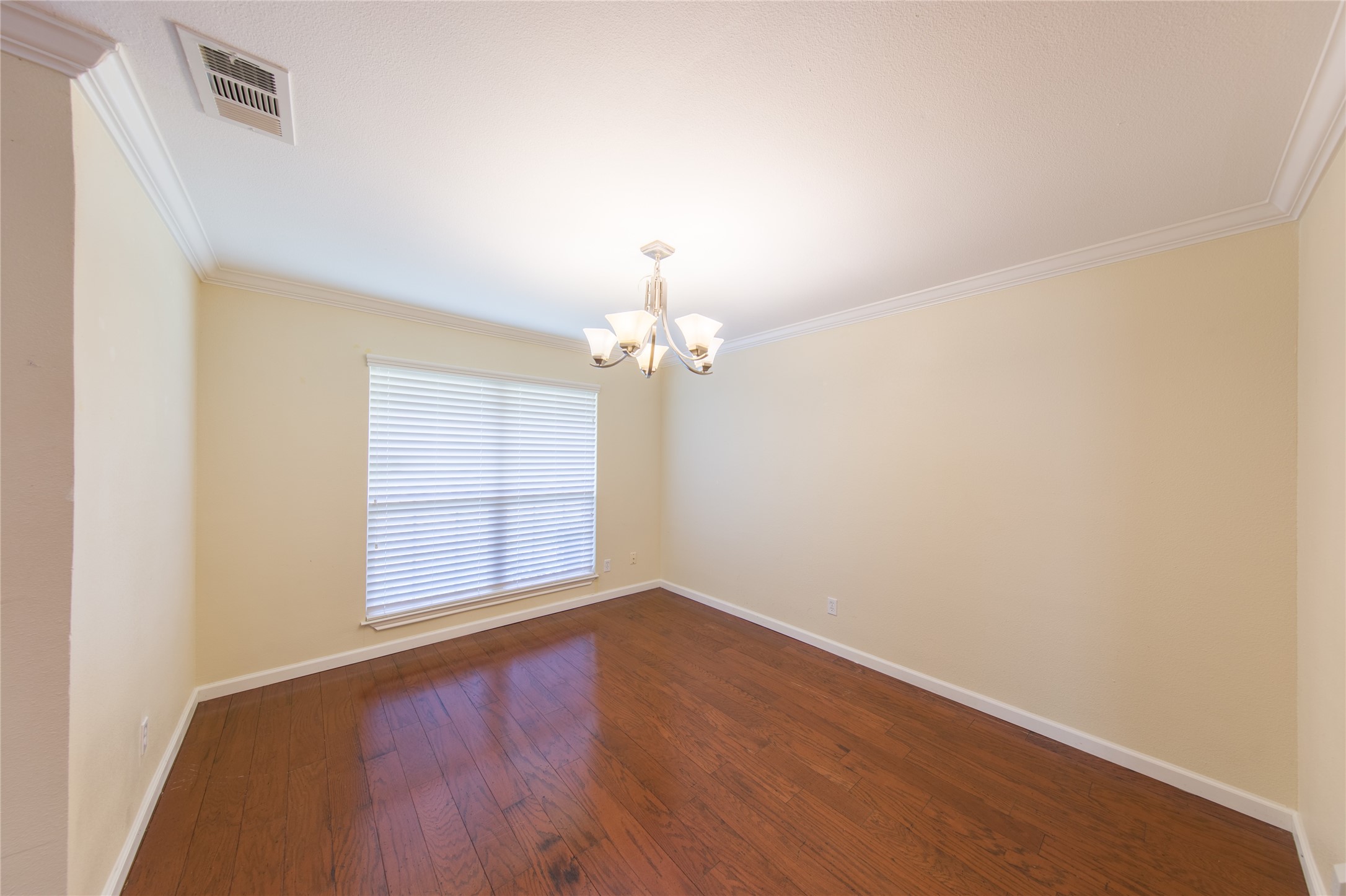 4031 Echo Glen Drive Dallas TX 75244