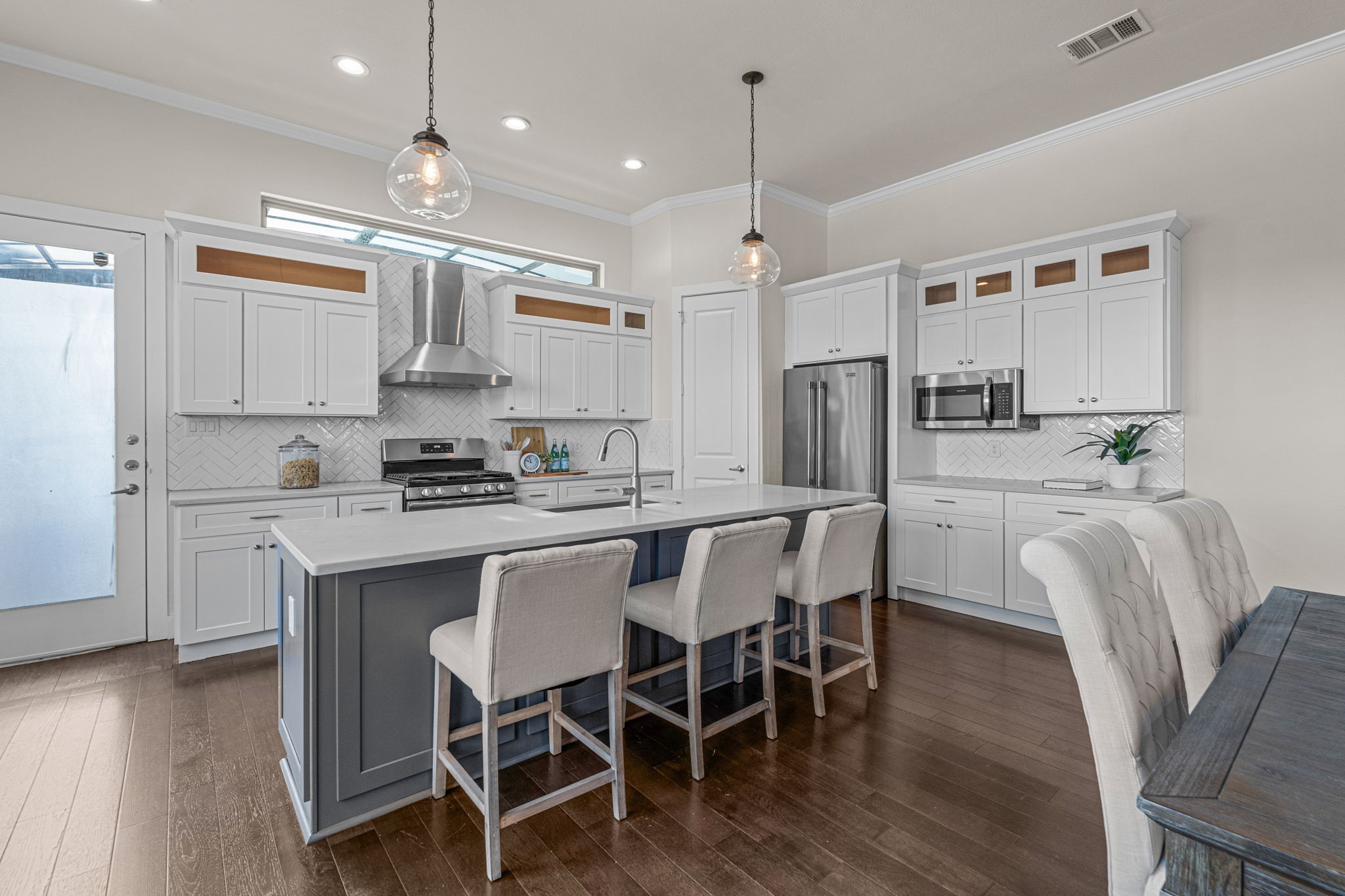 600 Melba Street Dallas TX 75208