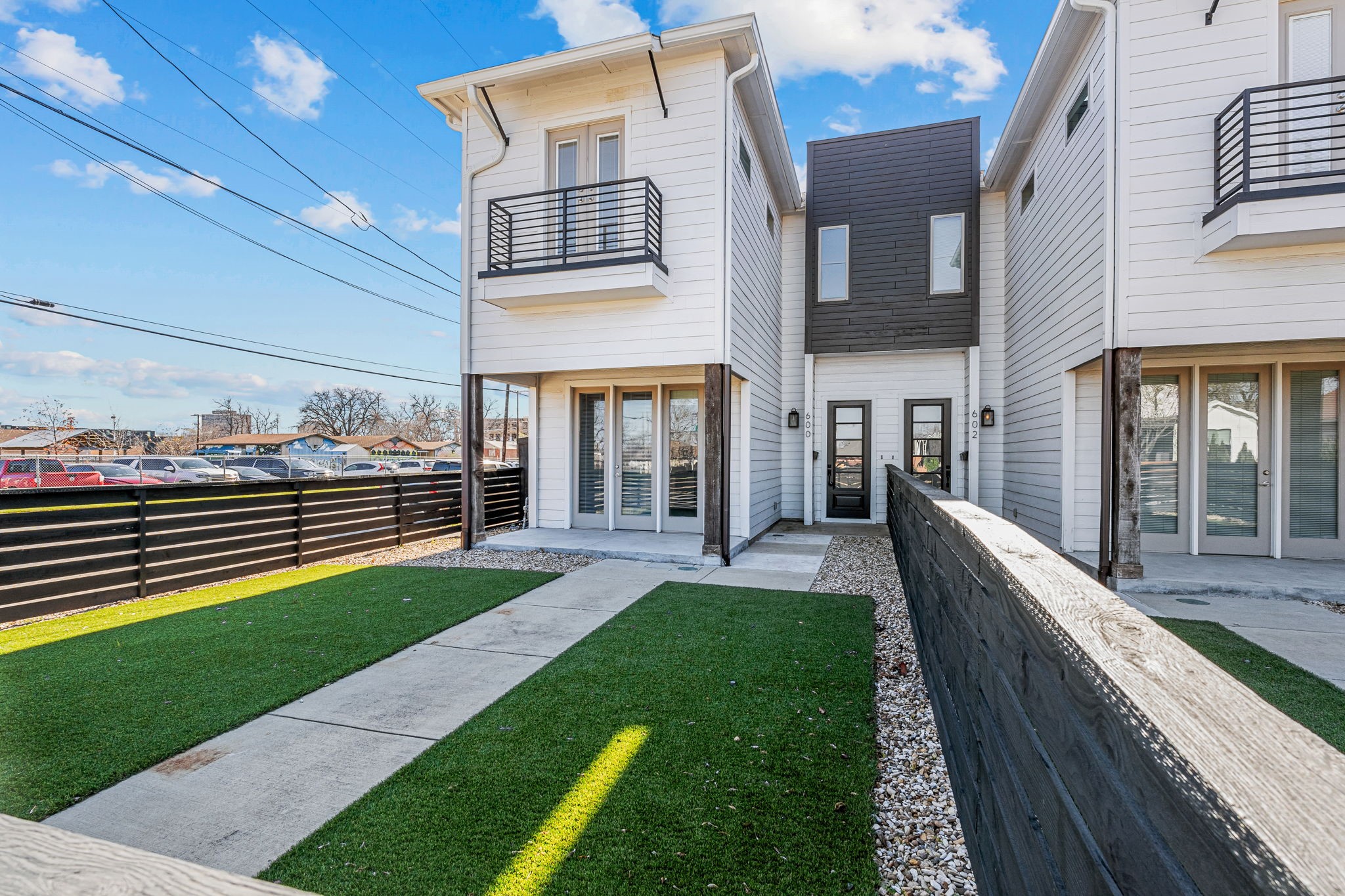 600 Melba Street Dallas TX 75208