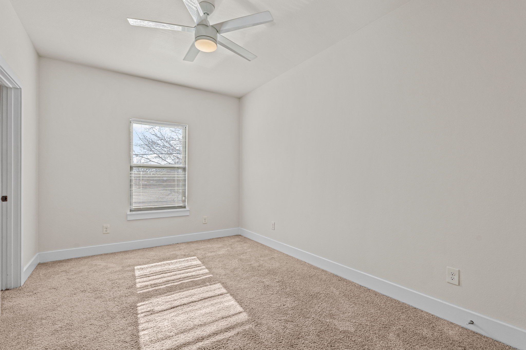 600 Melba Street Dallas TX 75208