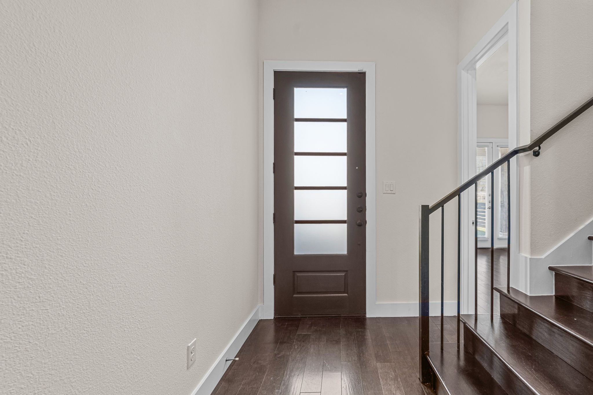 600 Melba Street Dallas TX 75208
