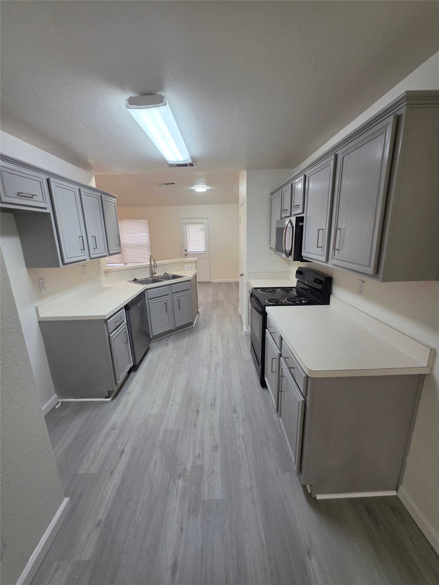 1750 Oneal Street Lancaster TX 75134