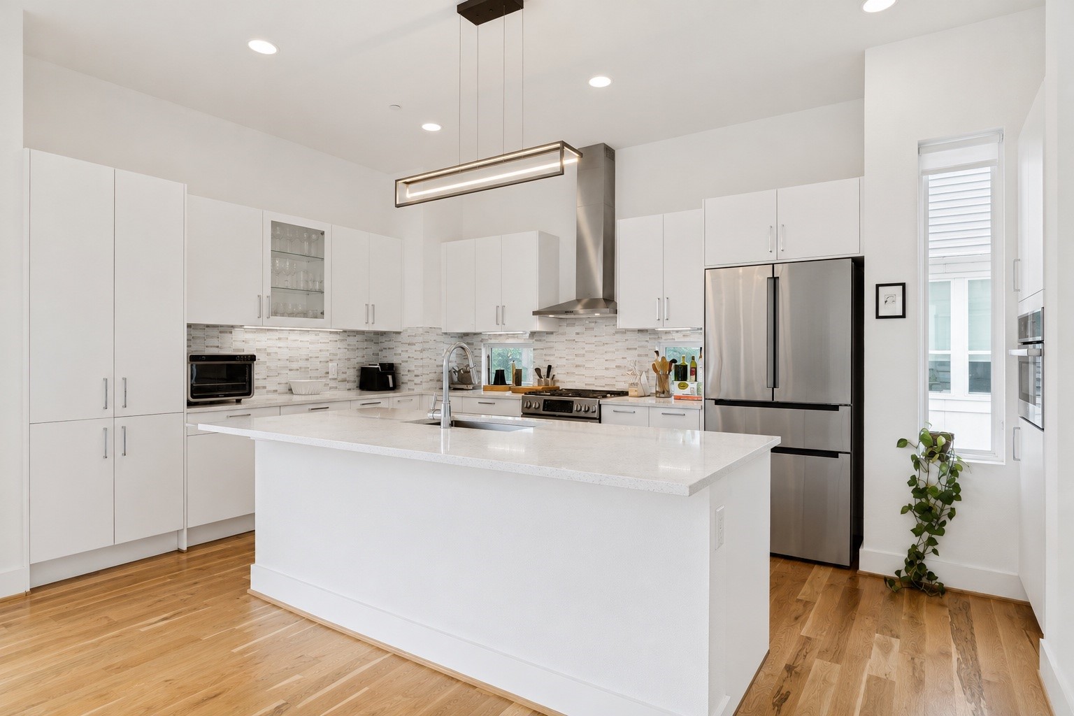 1952 Kearney Court Dallas TX 75204