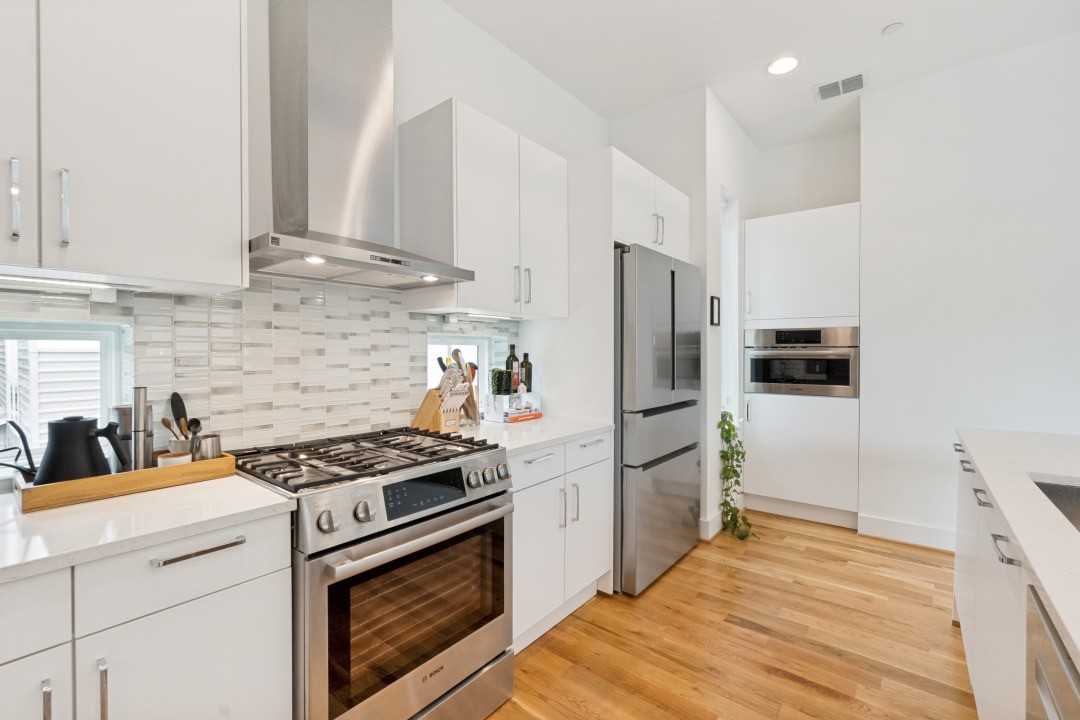 1952 Kearney Court Dallas TX 75204