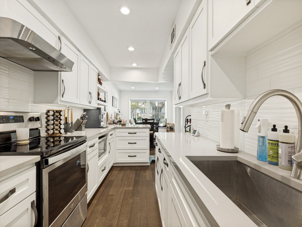 7512 Woodthrush Drive Dallas TX 75230
