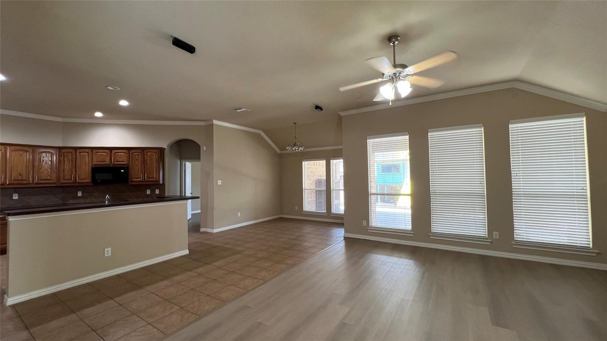 5823 Sunny Meadow Lane Grand Prairie TX 75052