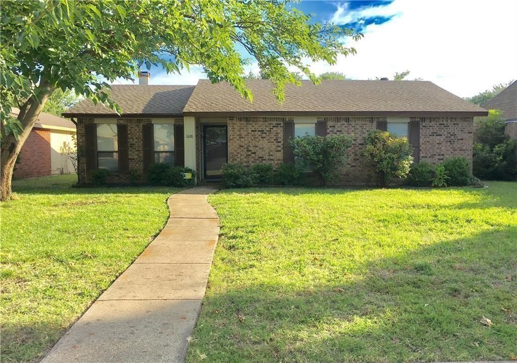1828 Angelina Drive Garland TX 75040