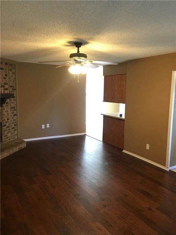 1828 Angelina Drive Garland TX 75040