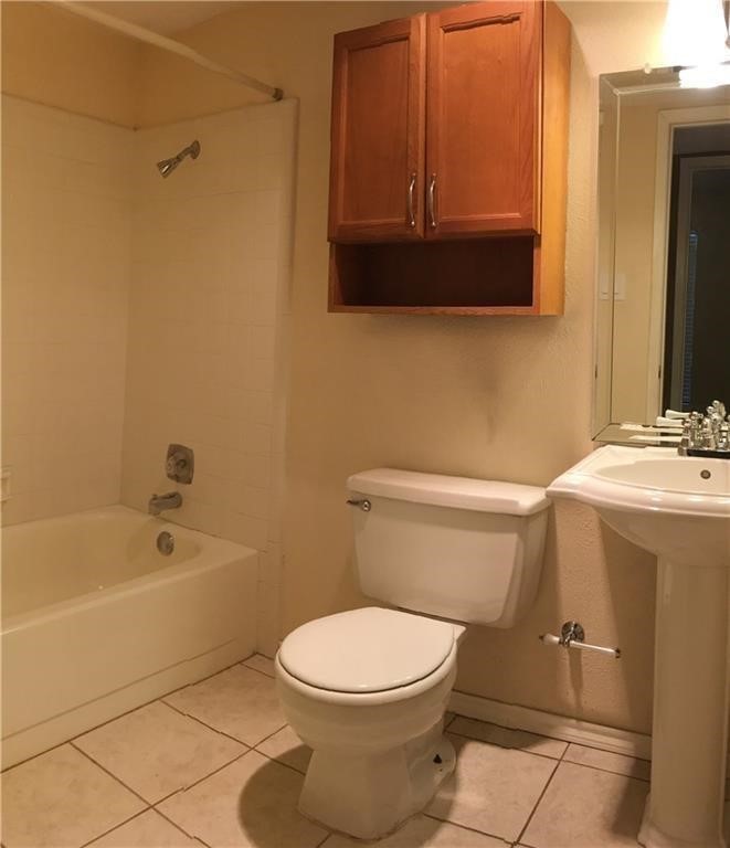1828 Angelina Drive Garland TX 75040
