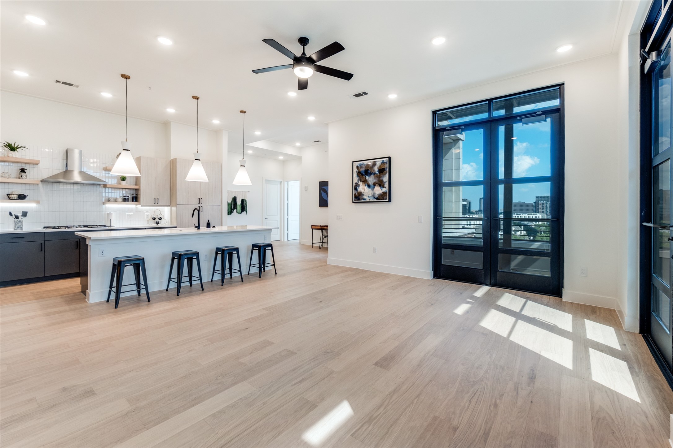 2929 Oak Lawn Avenue Dallas TX 75219