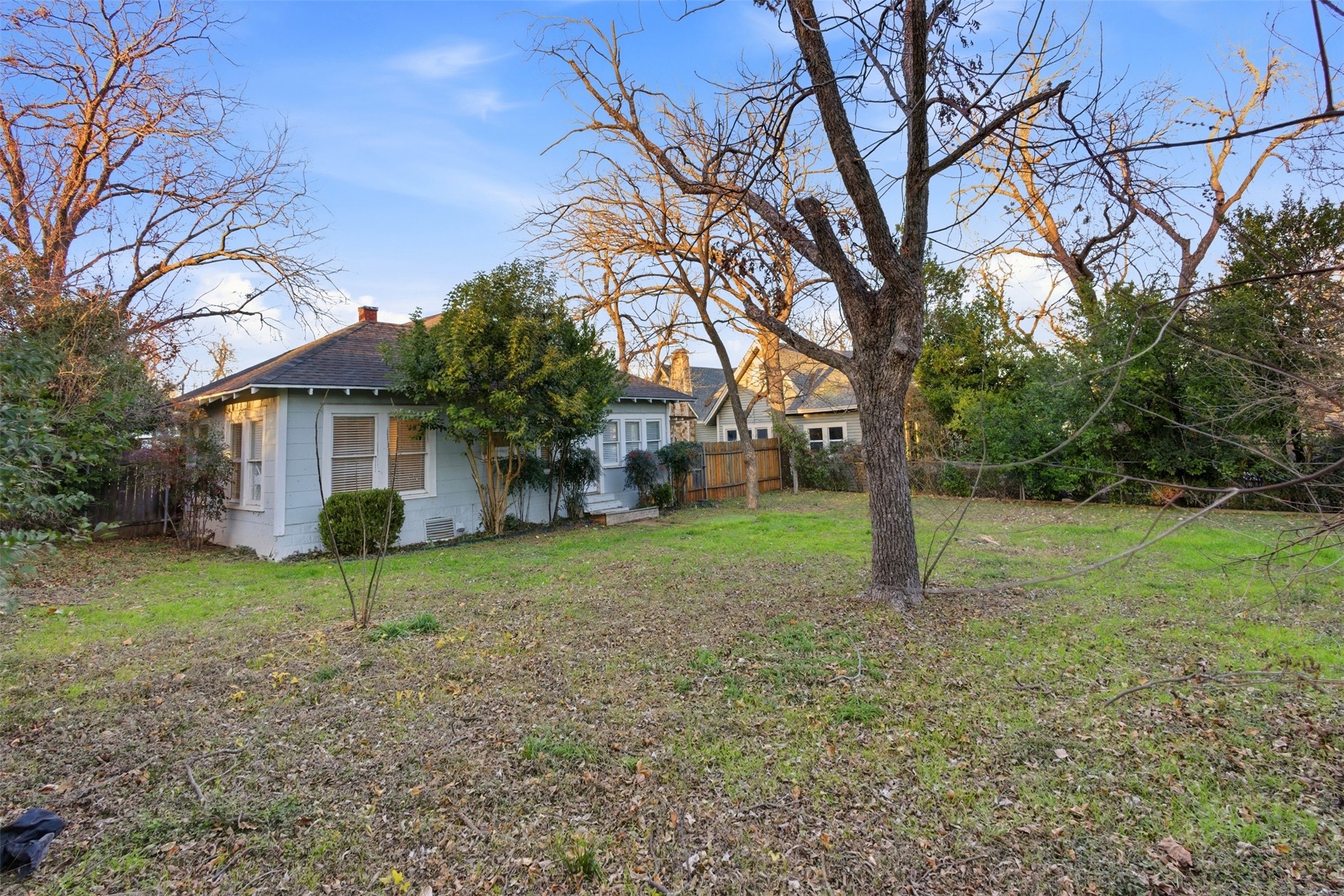 405 College Street Cleburne TX 76033