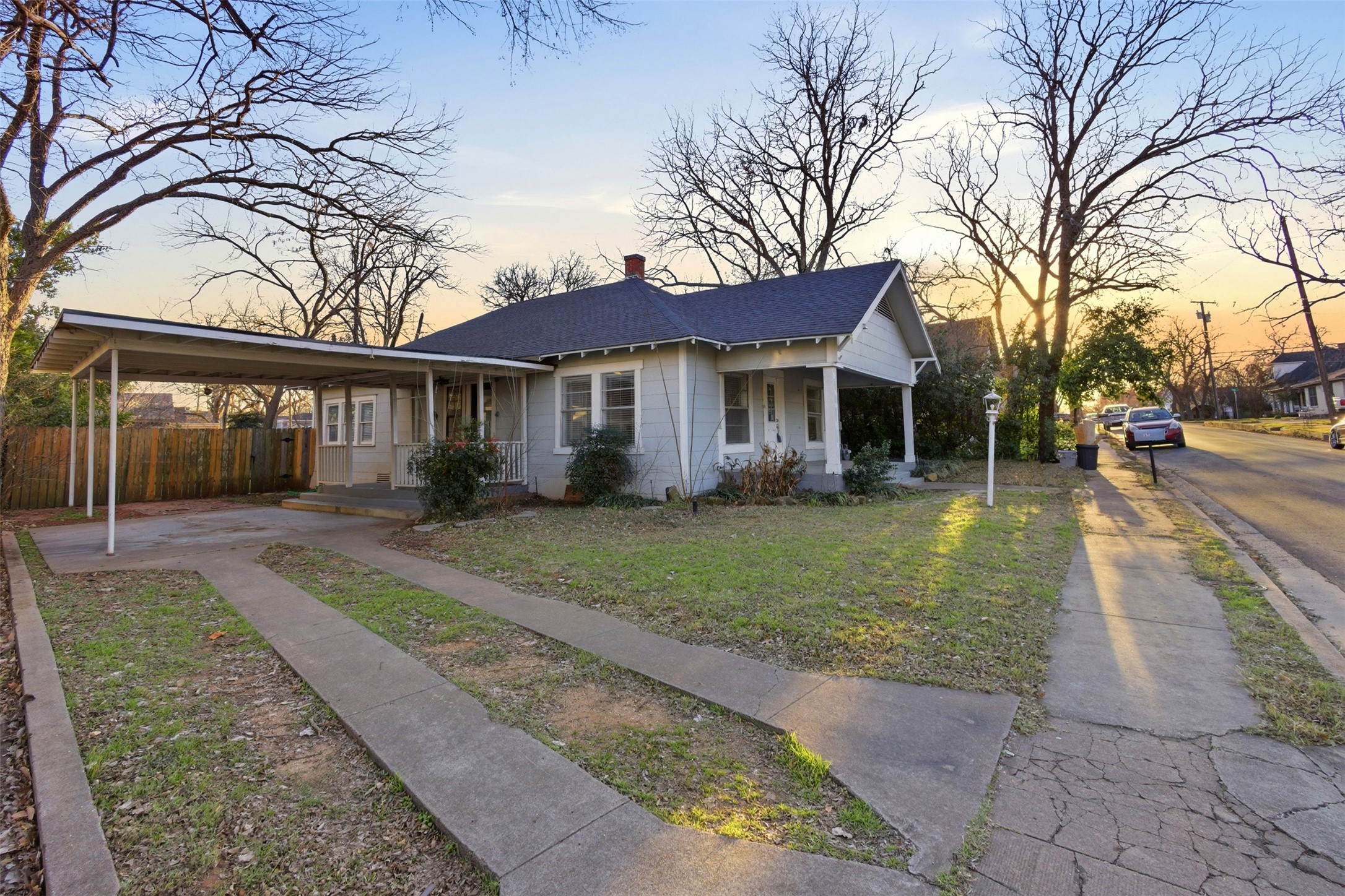 405 College Street Cleburne TX 76033