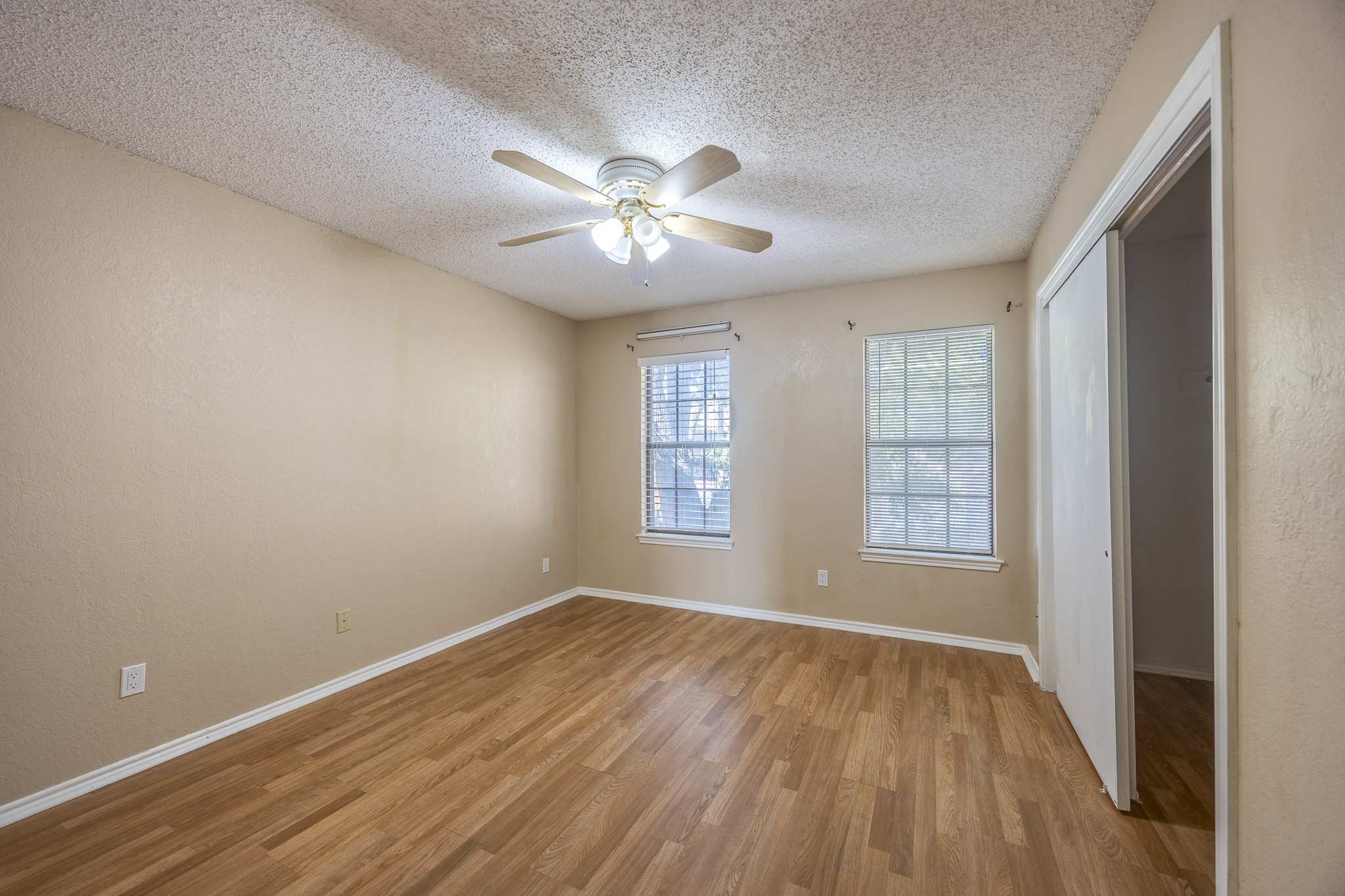 7337 Kingswood Circle Fort Worth TX 76133