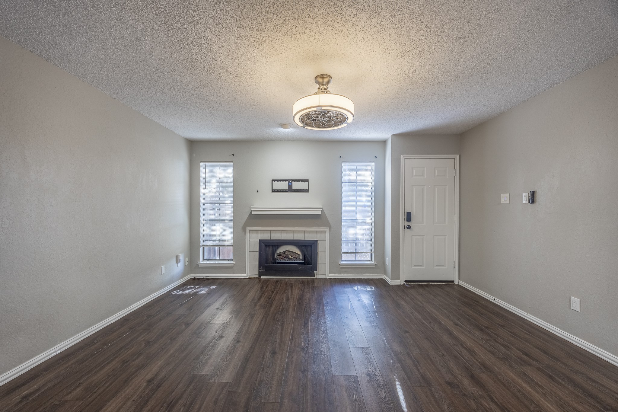 7337 Kingswood Circle Fort Worth TX 76133