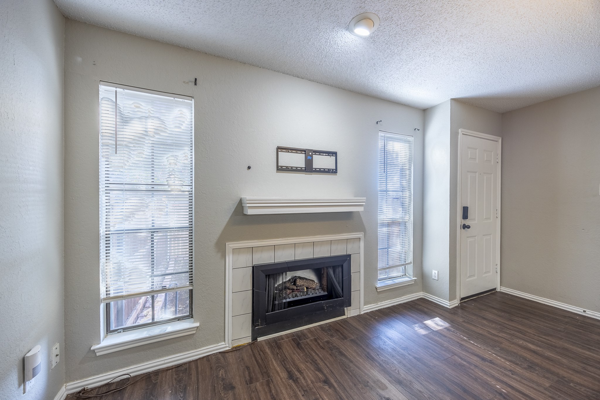 7337 Kingswood Circle Fort Worth TX 76133