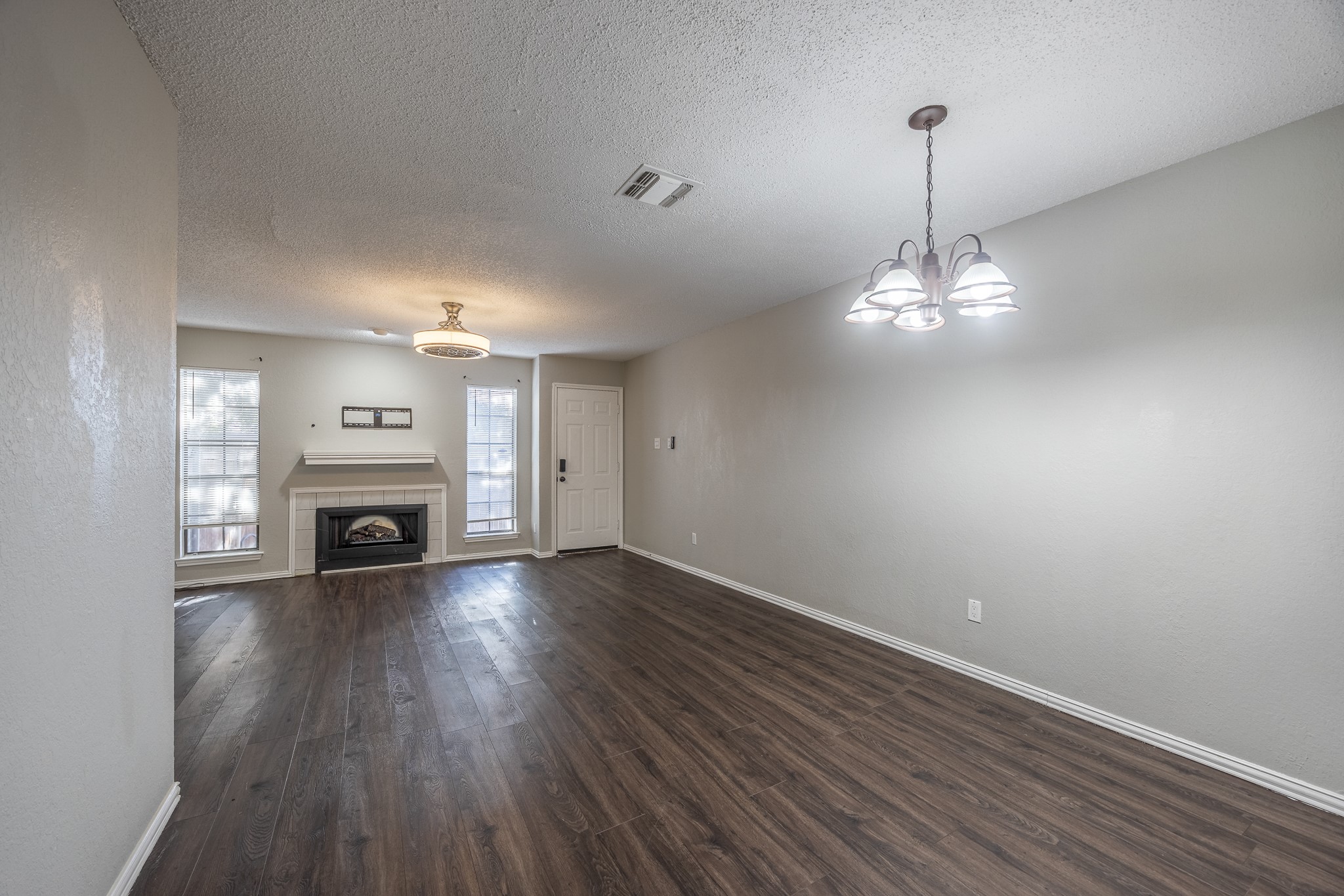 7337 Kingswood Circle Fort Worth TX 76133