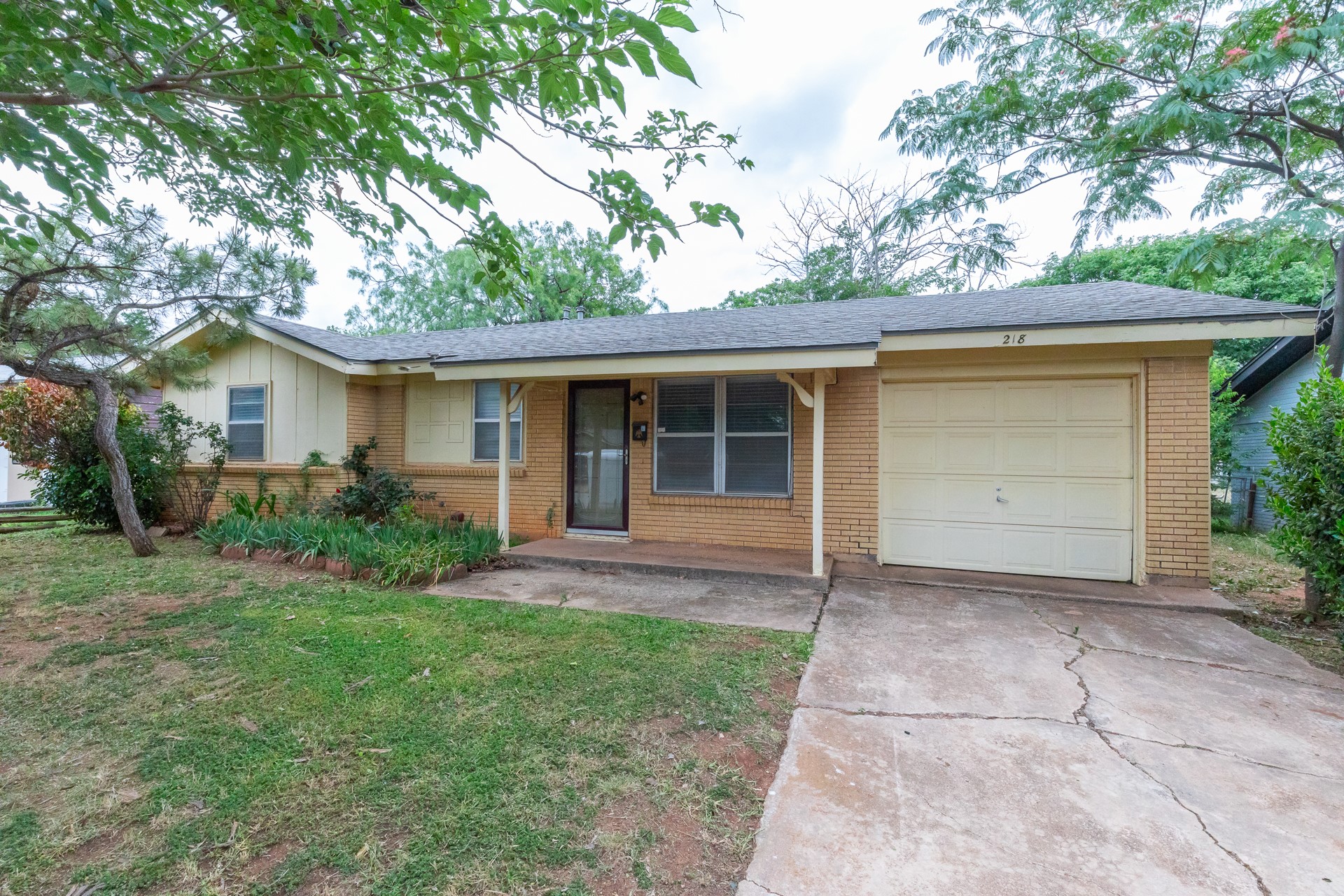 218 N San Jose Drive Abilene TX 79603