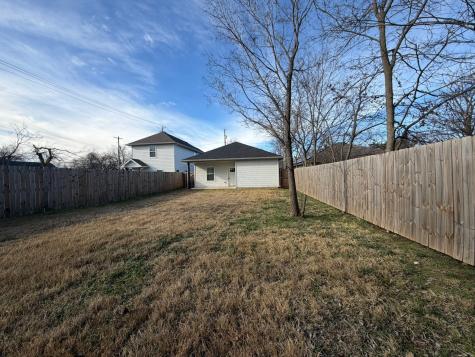 405 N Andrews Sherman TX 75090