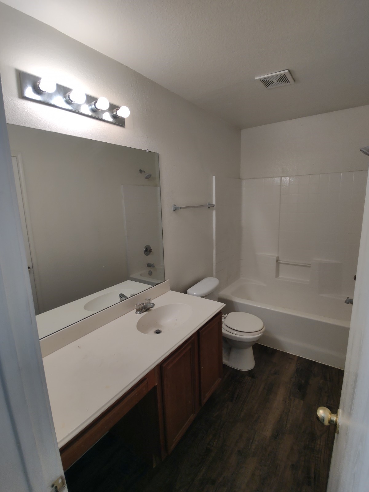 247 Cliff Heights Circle Dallas TX 75241